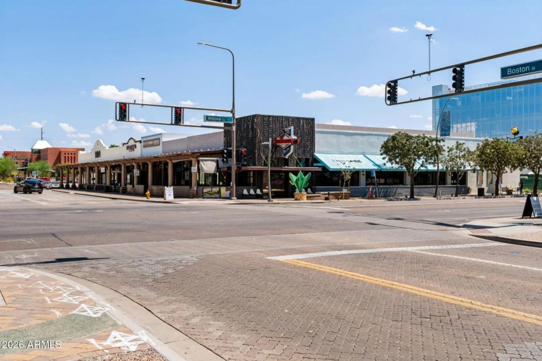 Real Estate Picture 44
