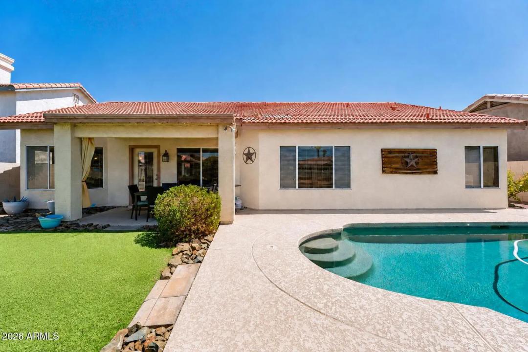 Real Estate Picture 32