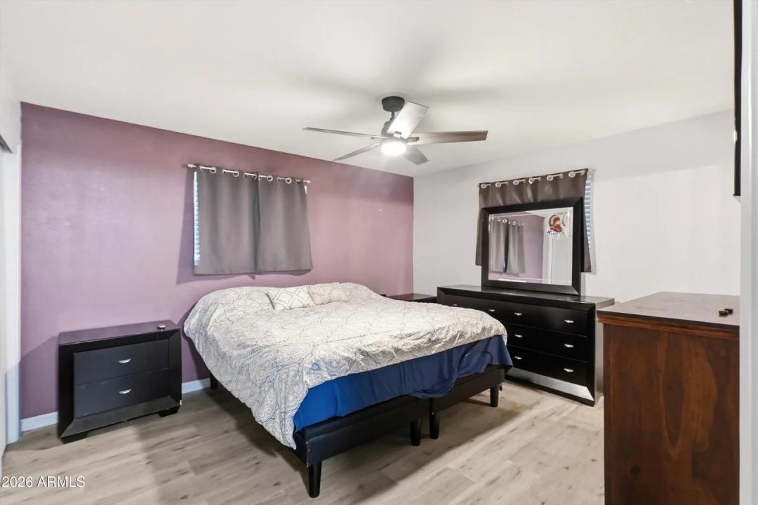 Real Estate Picture 15