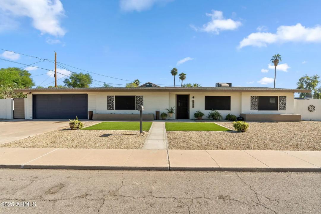 Real Estate Picture 1