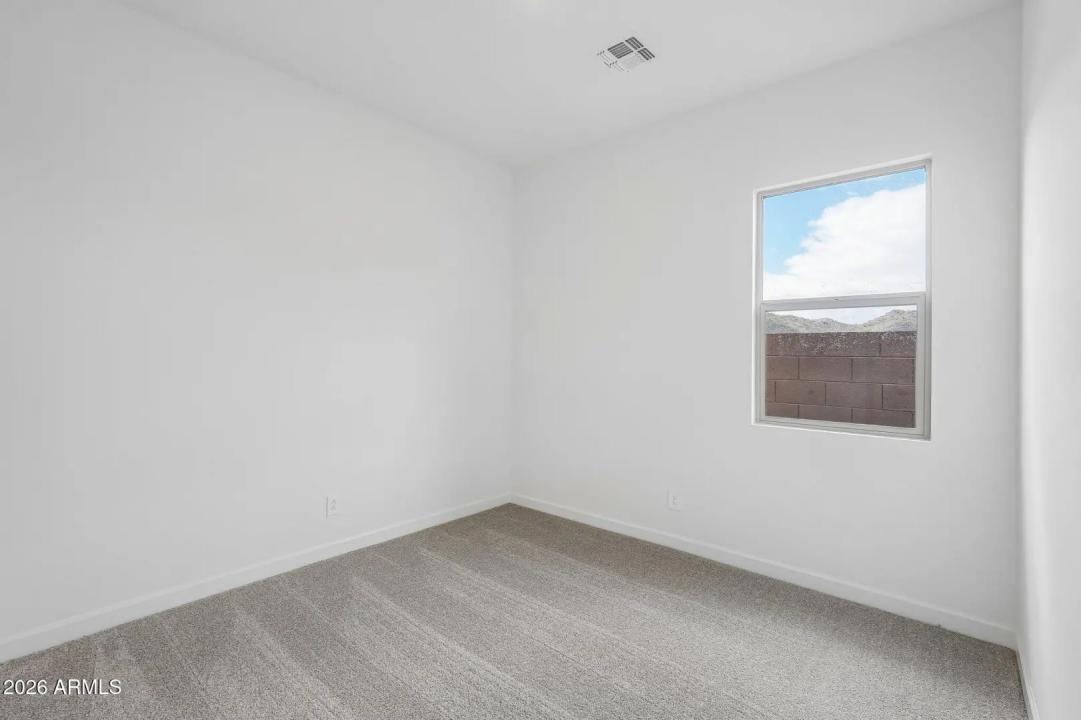 Real Estate Picture 20