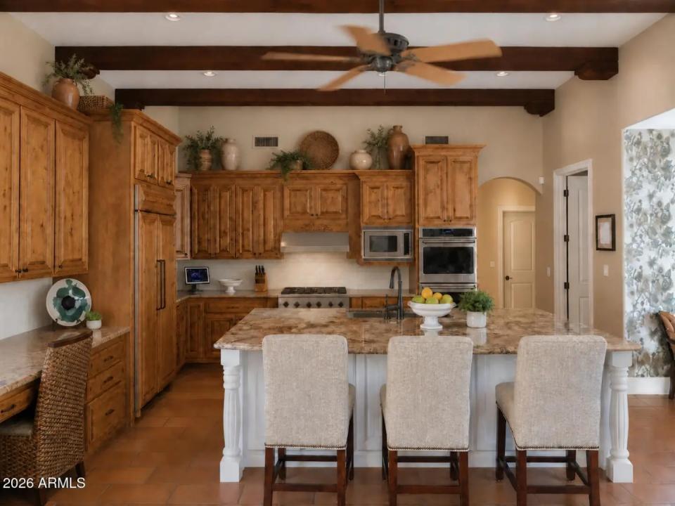 Real Estate Picture 4