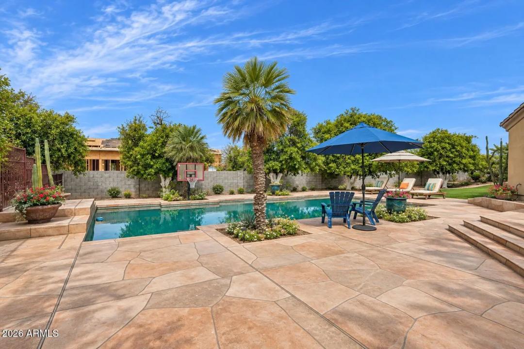 Real Estate Picture 19