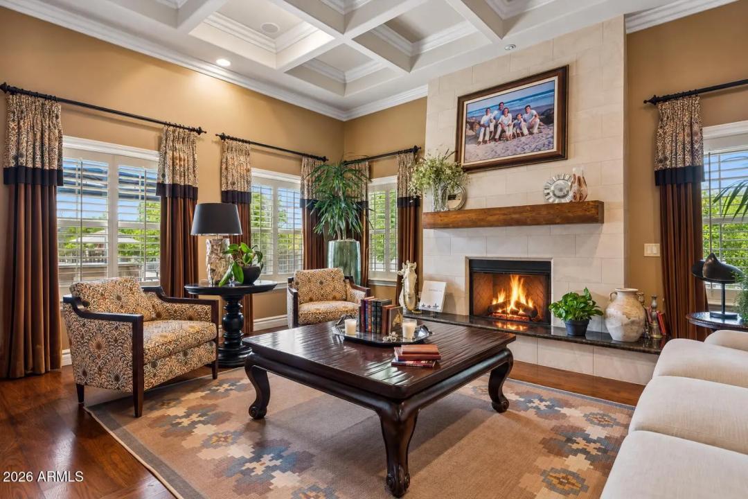 Real Estate Picture 6