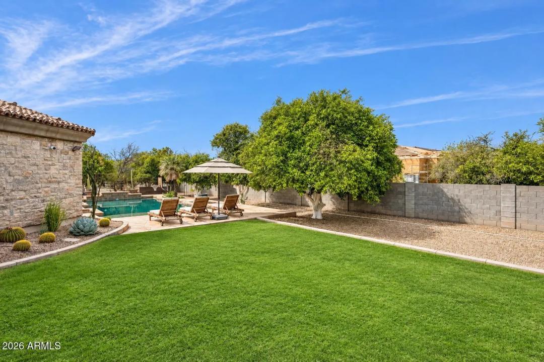 Real Estate Picture 20