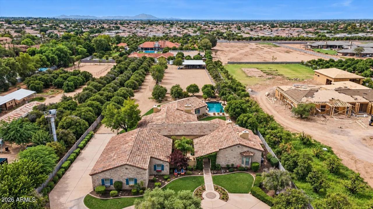 Real Estate Picture 21