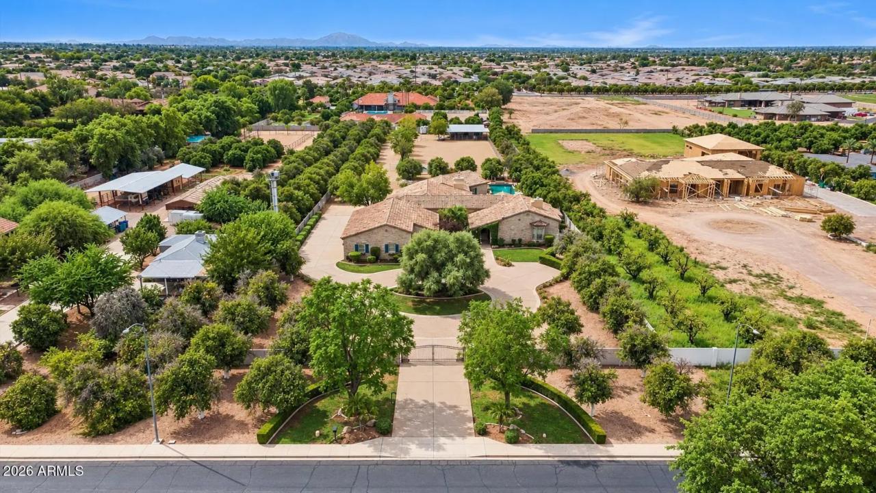 Real Estate Picture 1