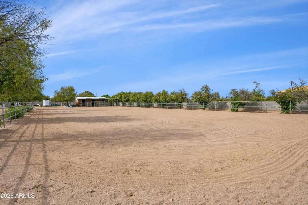 Real Estate Picture 29