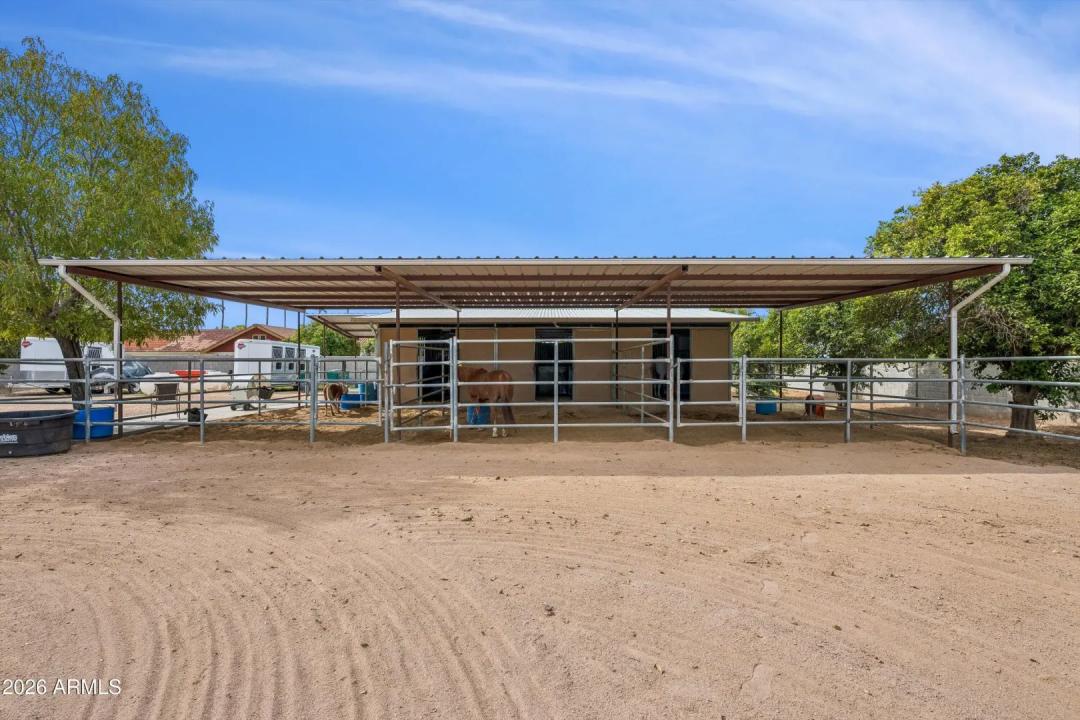 Real Estate Picture 24