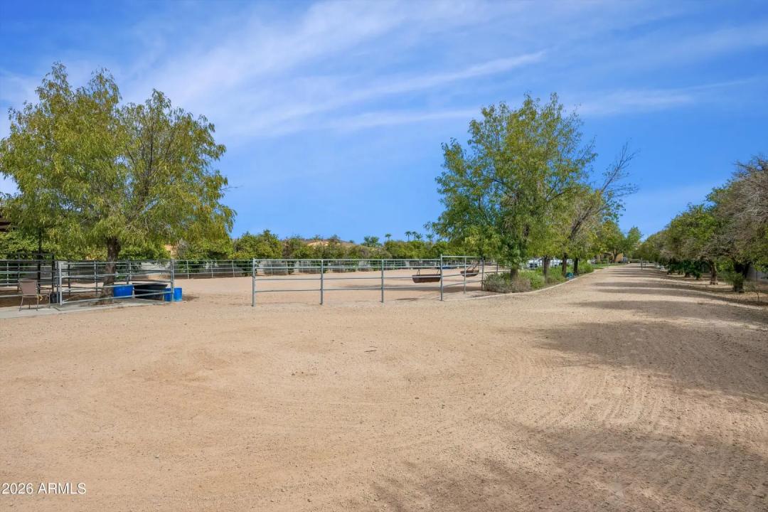 Real Estate Picture 31