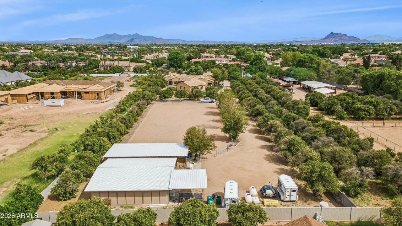 Real Estate Picture 32
