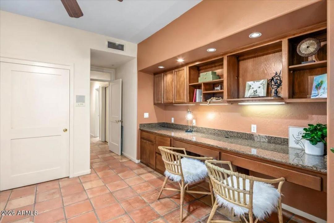 Real Estate Picture 35