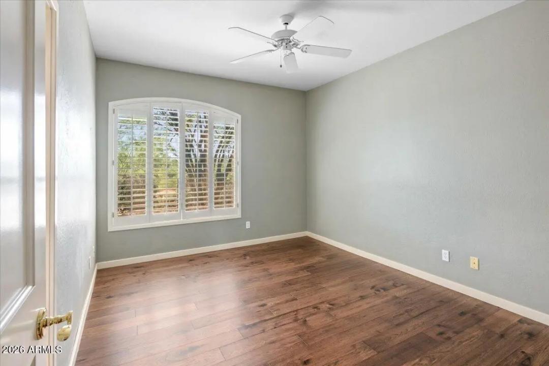 Real Estate Picture 28