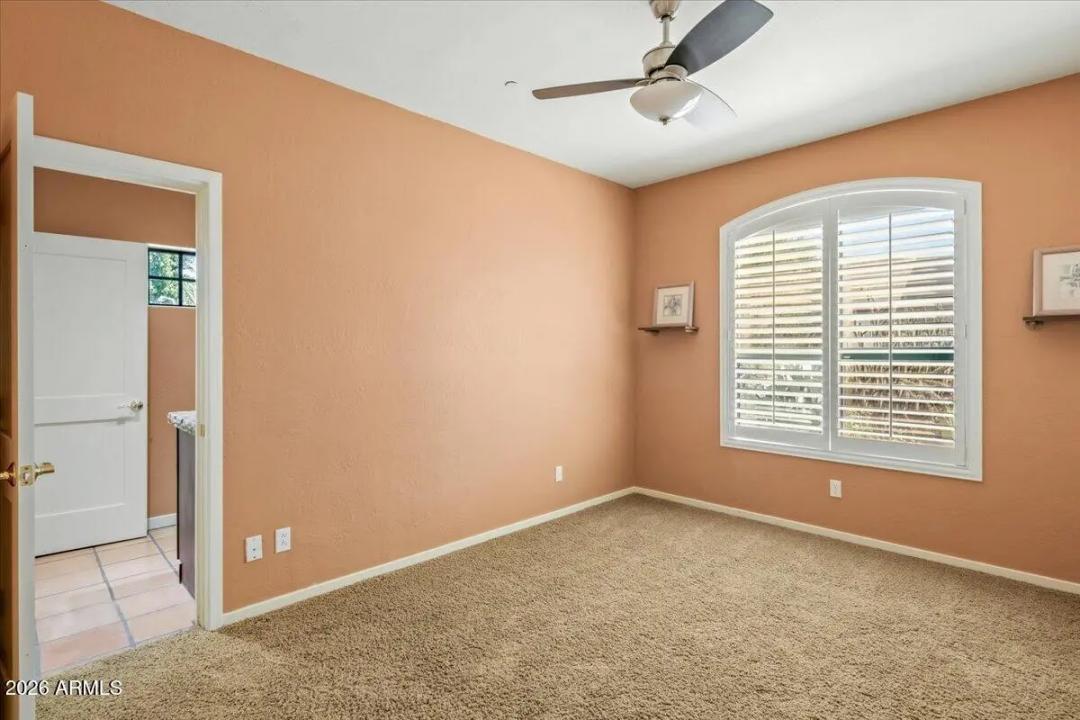 Real Estate Picture 32