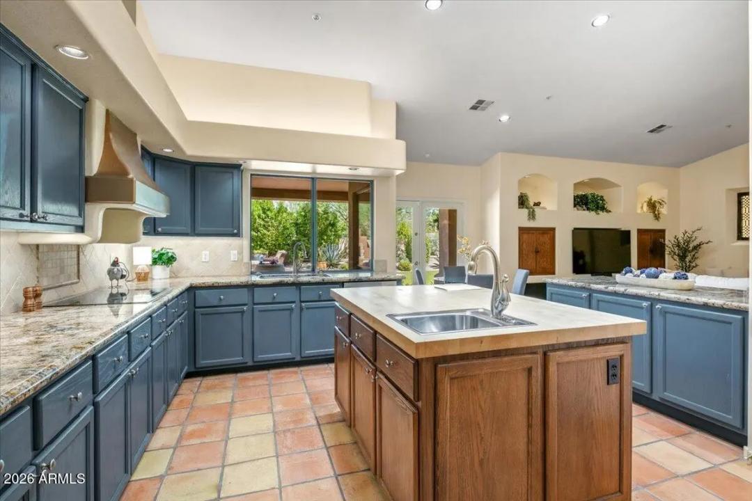 Real Estate Picture 45