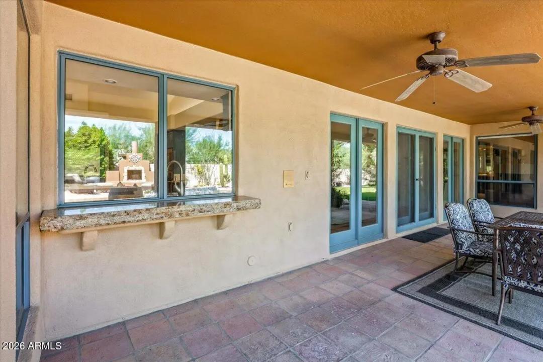 Real Estate Picture 12