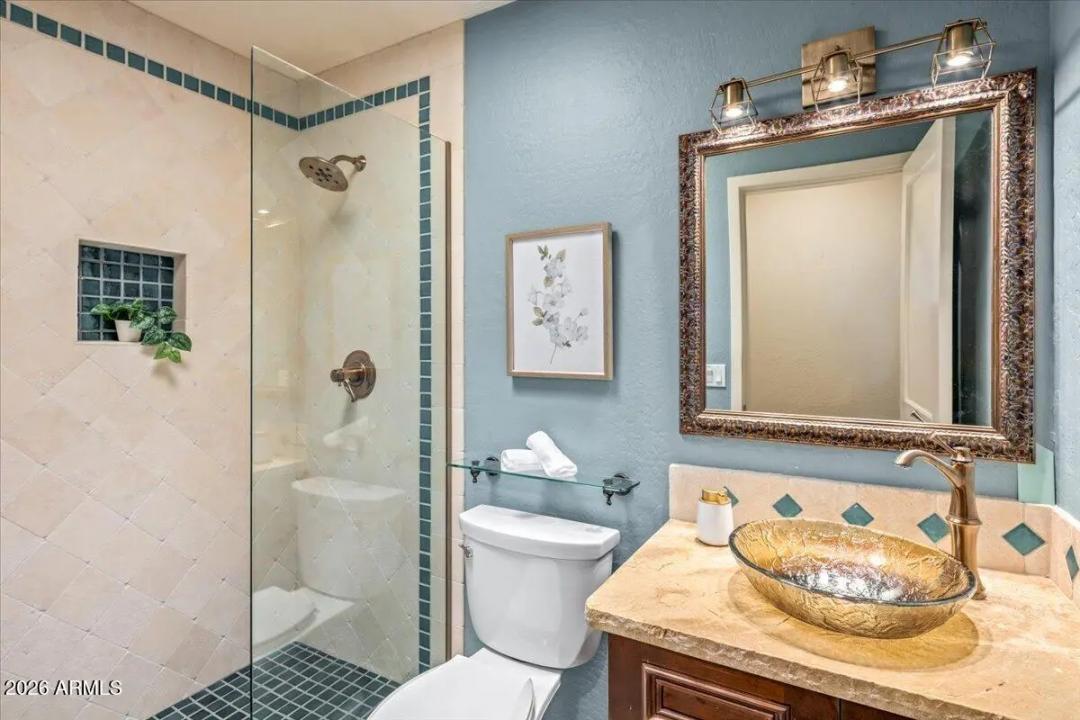 Real Estate Picture 36
