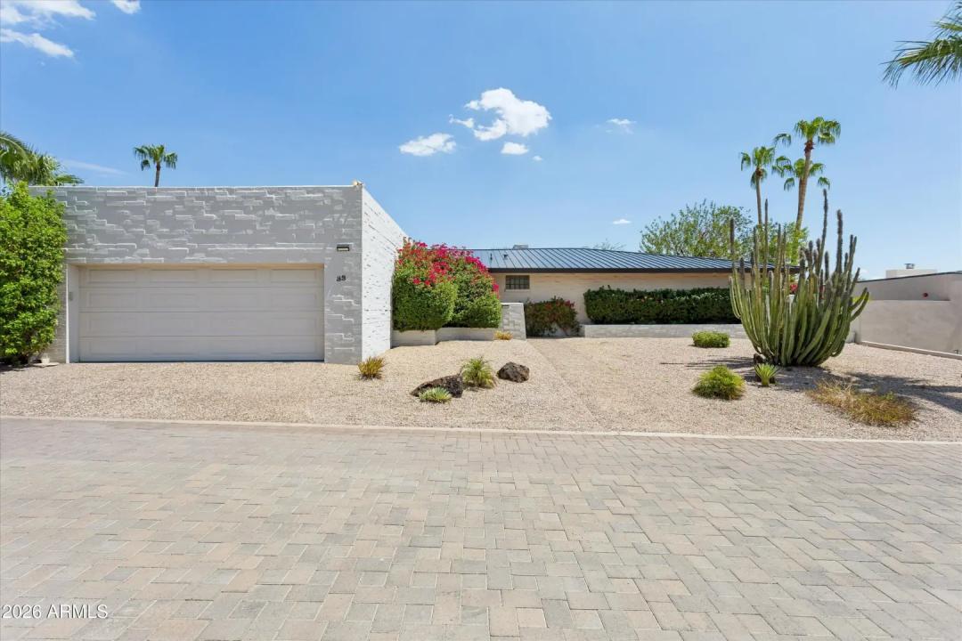 Real Estate Picture 3