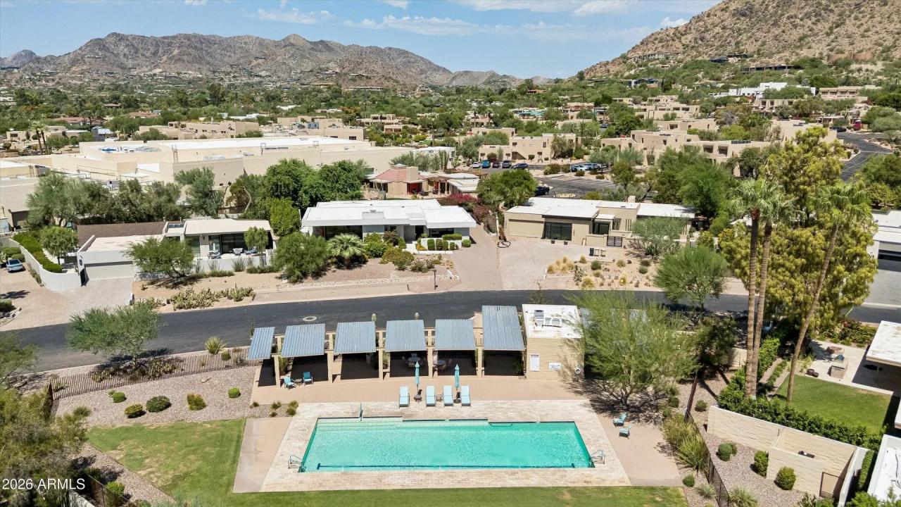 Real Estate Picture 6
