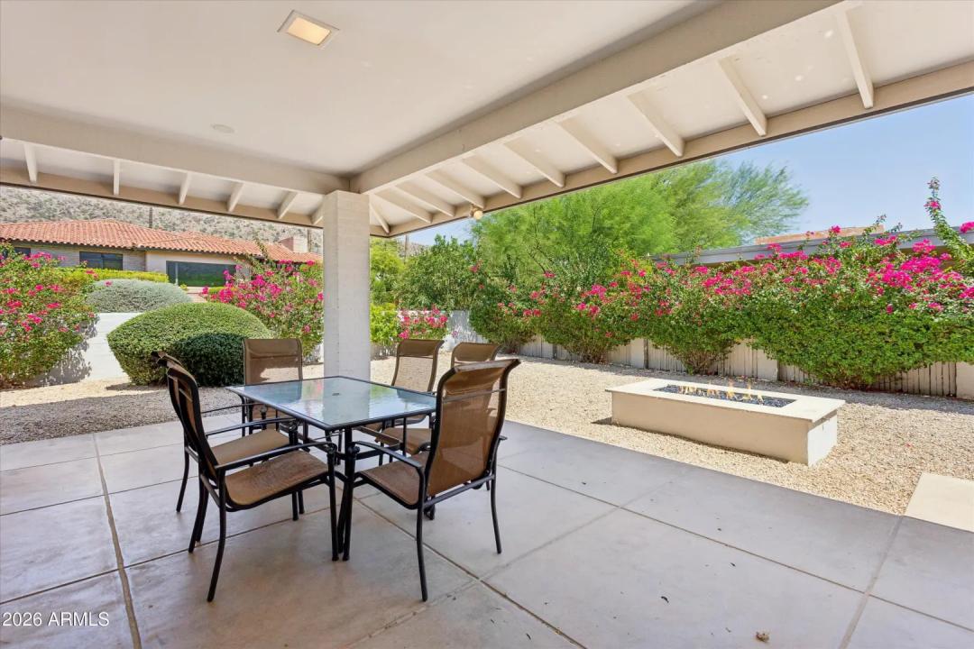 Real Estate Picture 12