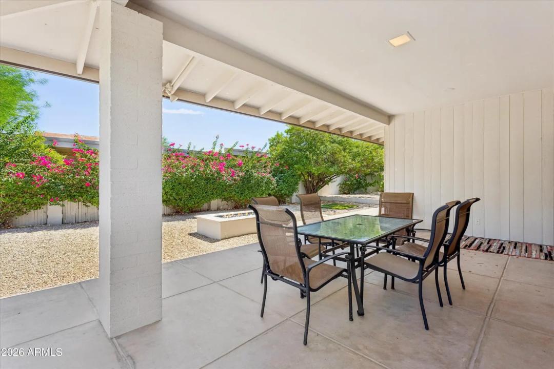Real Estate Picture 13