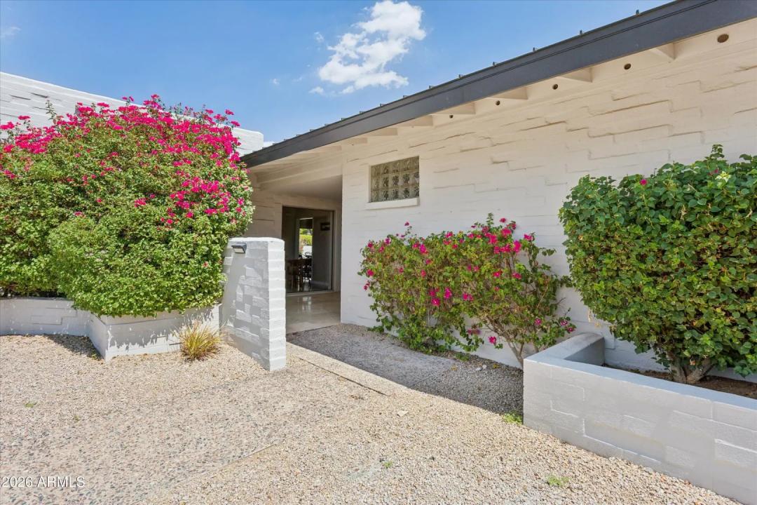 Real Estate Picture 33