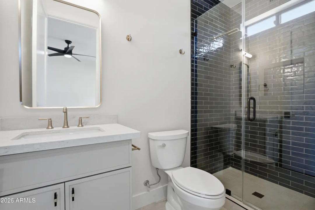 Real Estate Picture 26