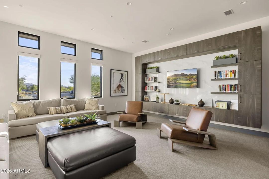 Real Estate Picture 72