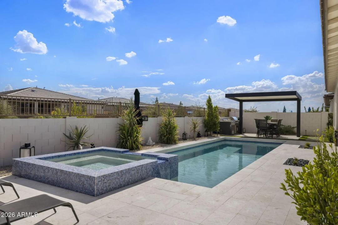 Real Estate Picture 48