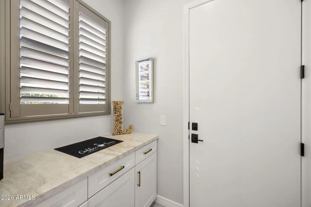 Real Estate Picture 39