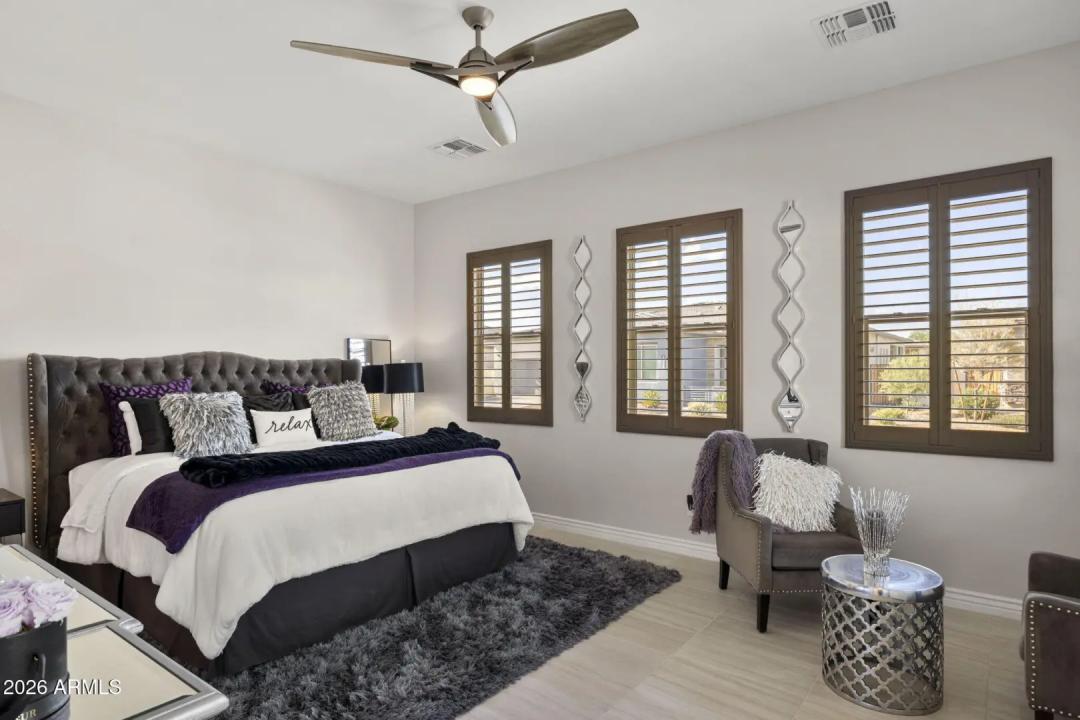 Real Estate Picture 32
