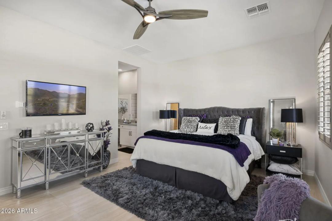 Real Estate Picture 33