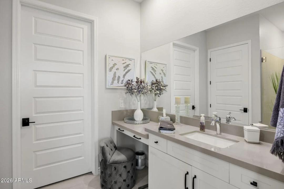Real Estate Picture 34
