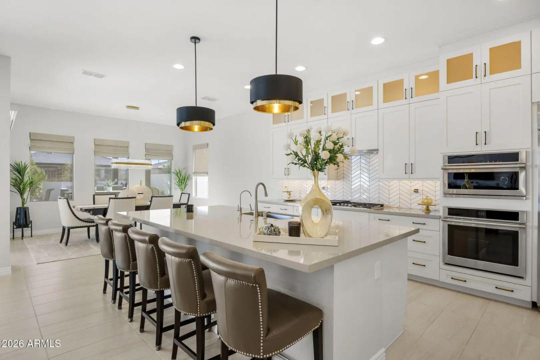 Real Estate Picture 17