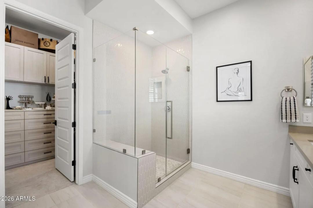 Real Estate Picture 29