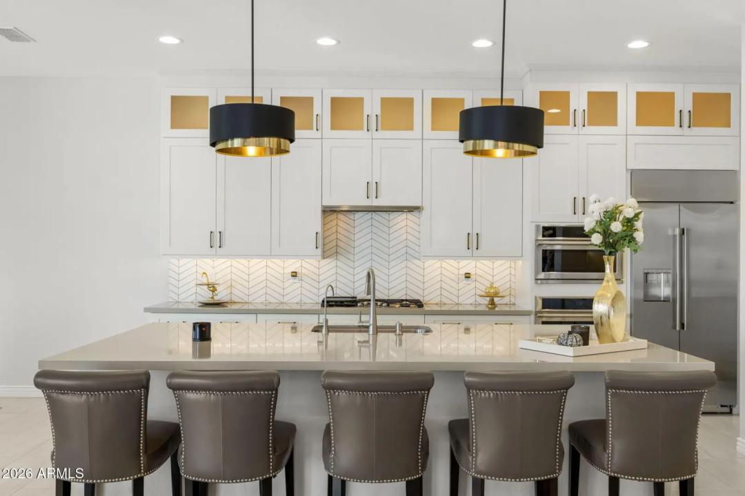 Real Estate Picture 15