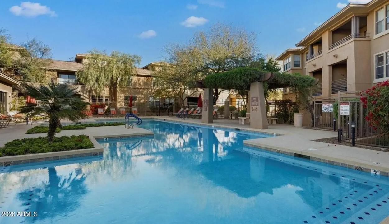 Real Estate Picture 32