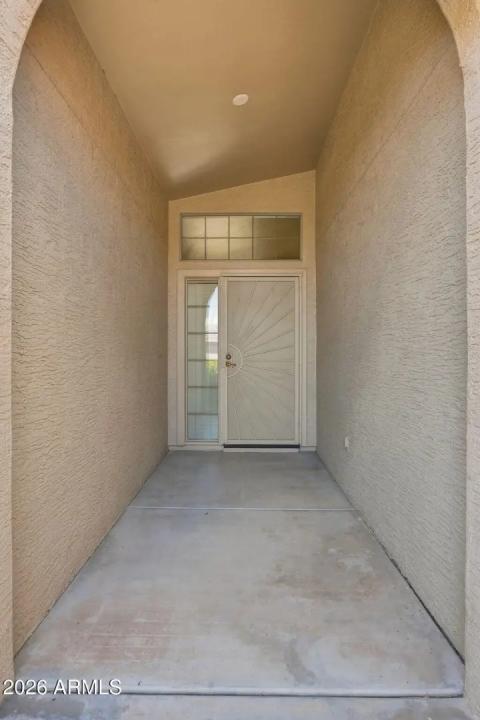 Real Estate Picture 4