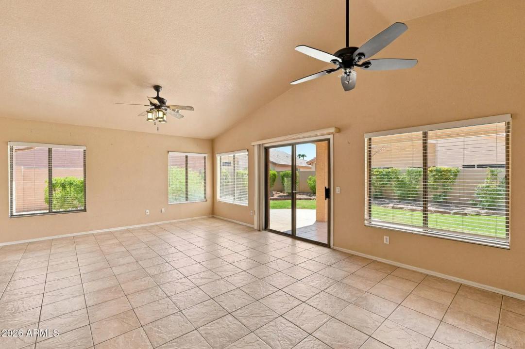 Real Estate Picture 6