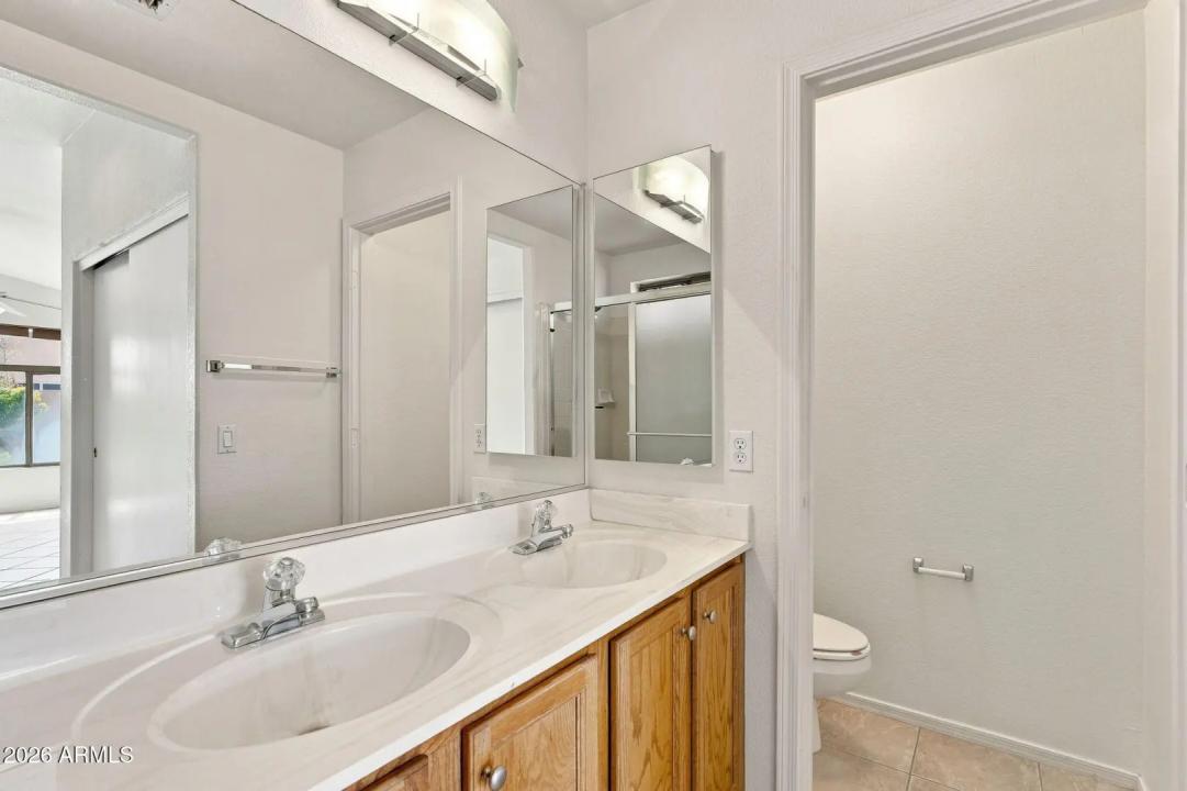 Real Estate Picture 23