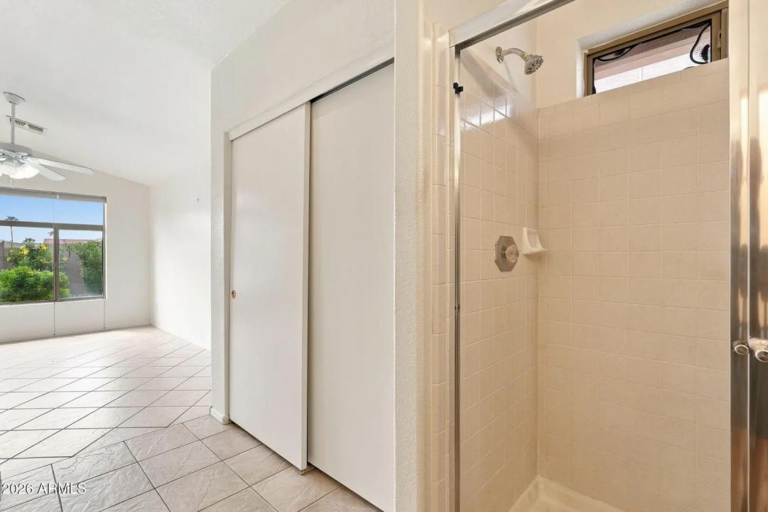 Real Estate Picture 24