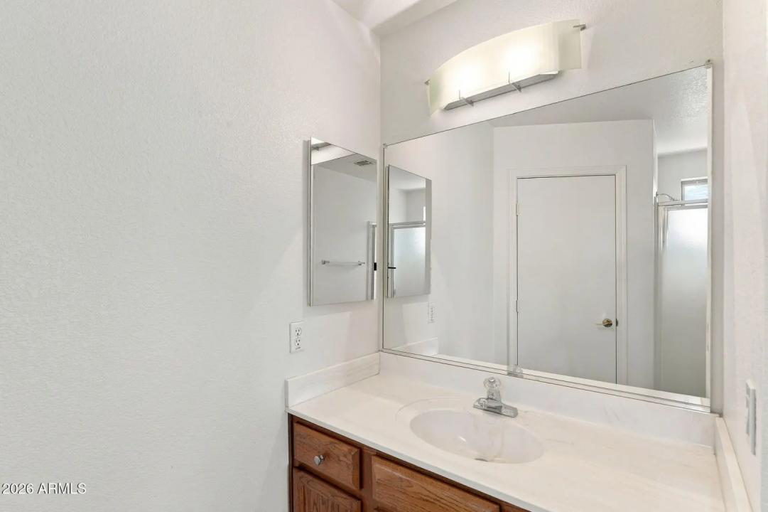 Real Estate Picture 26