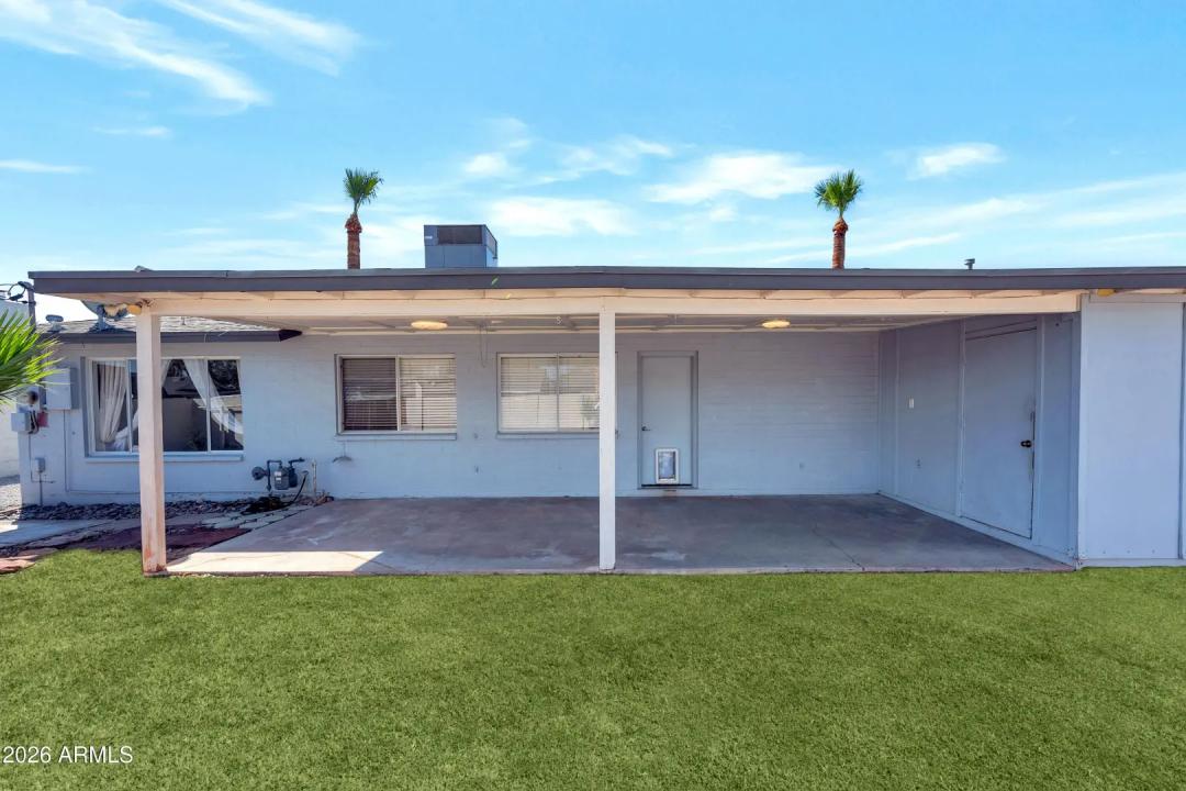 Real Estate Picture 18