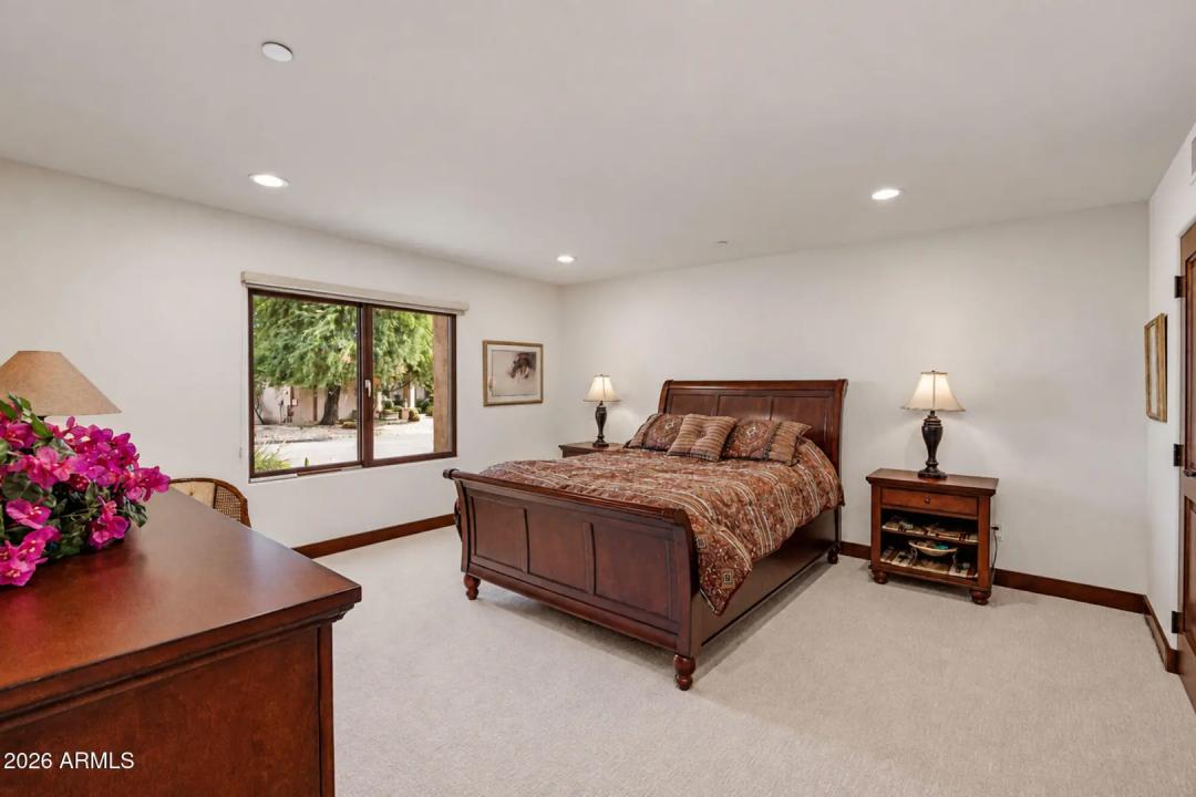 Real Estate Picture 29