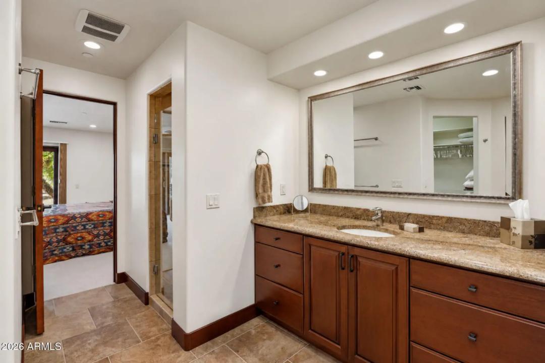 Real Estate Picture 28