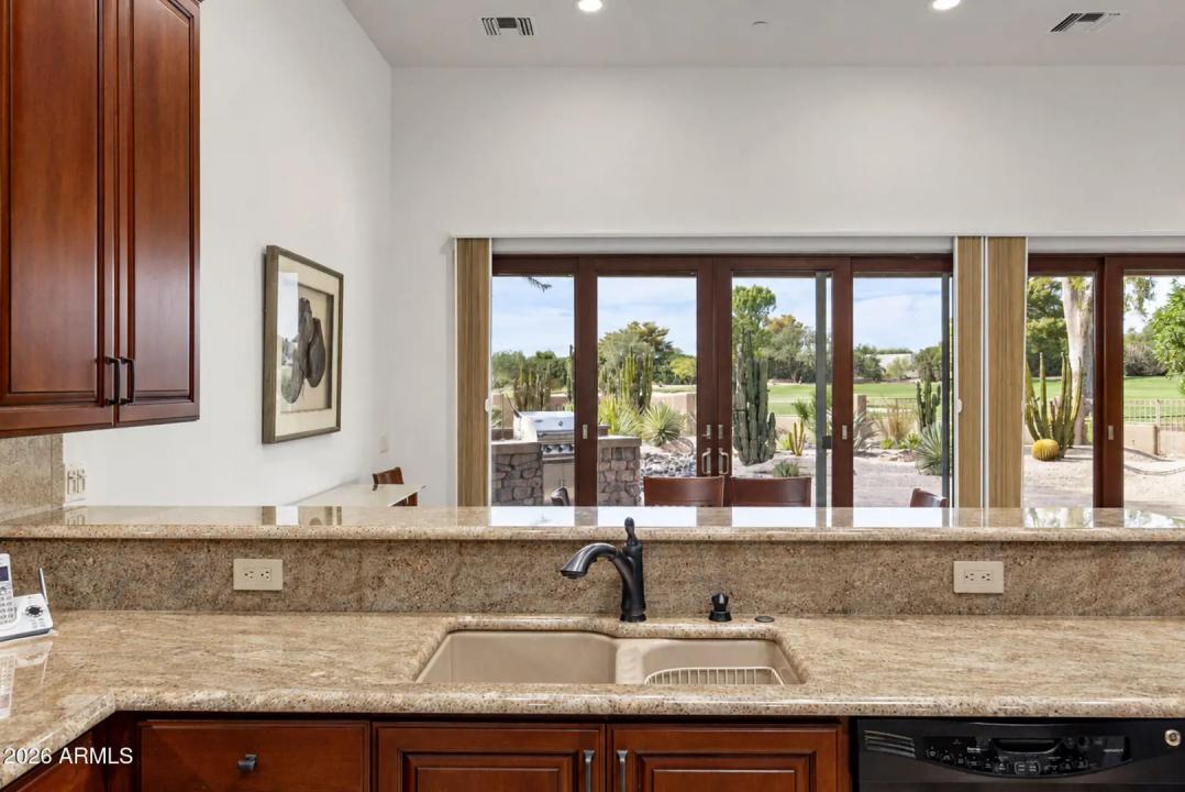 Real Estate Picture 15