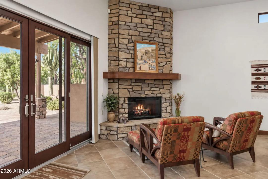Real Estate Picture 10