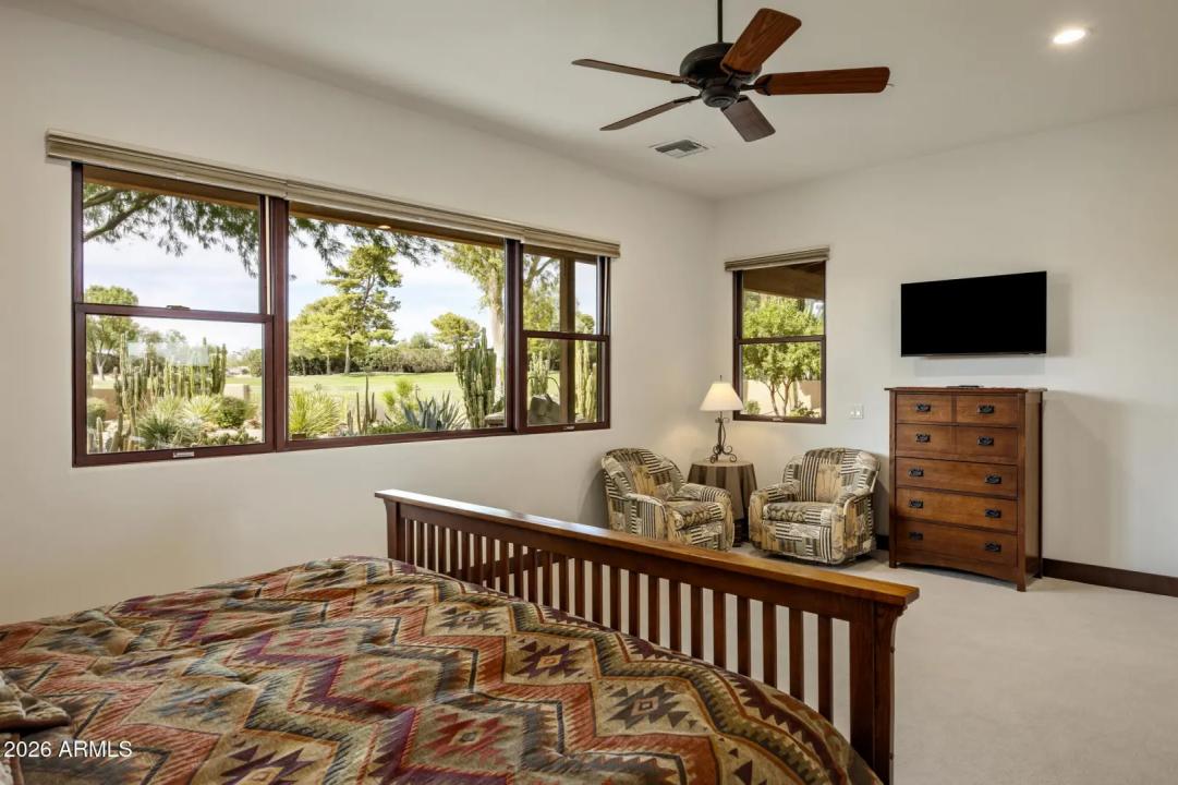Real Estate Picture 19