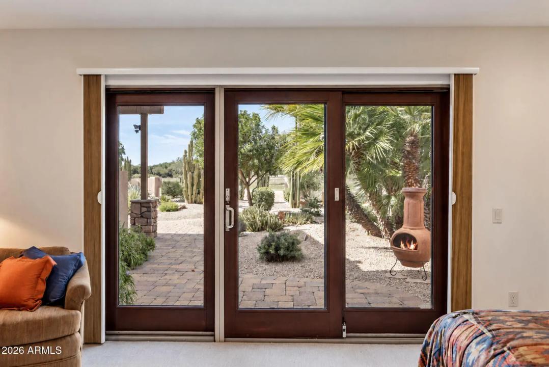 Real Estate Picture 24
