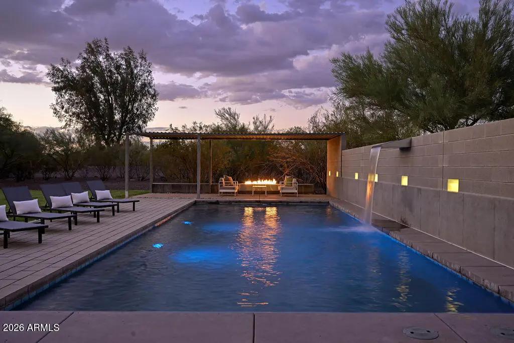 Real Estate Picture 38